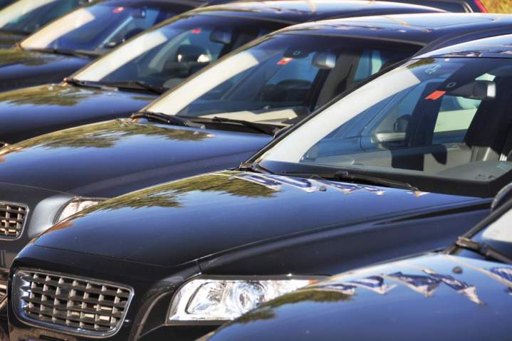 Vaste choix de véhicules contrôlés et garantis